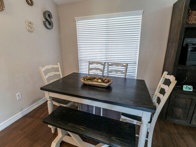 510 W Castle Harbour Dr, Friendswood, TX 77546 - photo 6