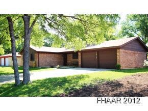 2819 Veterans Ave, Copperas Cove, TX 76522 - photo 2