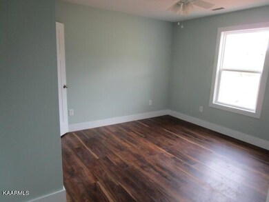 1401 Howell River Rd, Rutledge, TN 37861 - photo 6