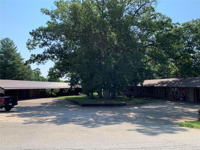 1760 W Liberty St, Farmington, MO 63640 - photo 4