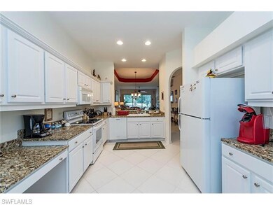 6639 Castlelawn Place unit 26, Naples, FL 34113 - photo 5