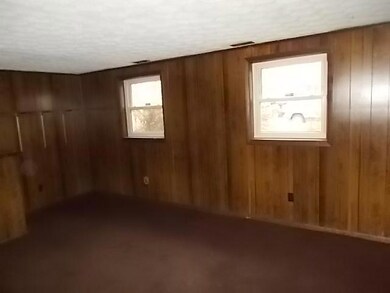 3008 Fleet Rd, Columbus, OH 43232 - photo 6