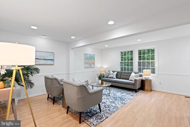 8902 Gutman Ct, Springfield, VA 22153 - photo 5