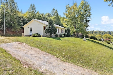 02-5990 Circle Creek Rd_02