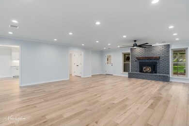 2004 Landau Ln, Bossier City, LA 71111 - photo 2