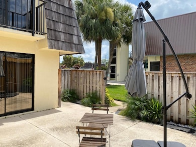 2942 Poplar Ave, Leesburg, FL 34748 - photo 6