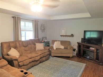 190 W Fox Creek Ln, Whitesboro, TX 76273 - photo 2