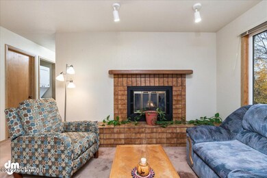 Living room 3