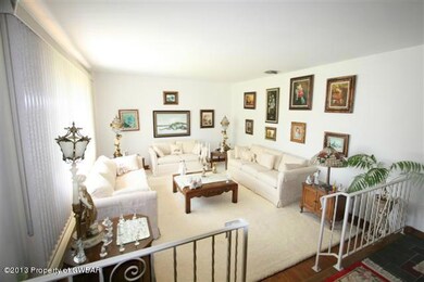 18 Cedar Rd, Wilkes Barre, PA 18705 - photo 2