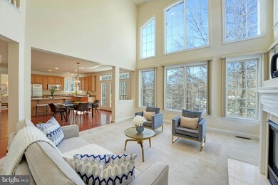 6697 Valley Brook Dr, Falls Church, VA 22044 - photo 3