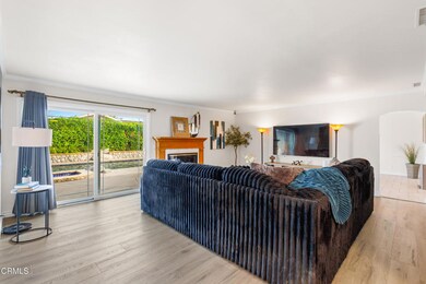 1036 Stanford Dr, Simi Valley, CA 93065 - photo 5