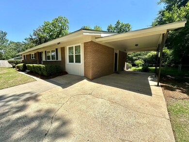 1510 Pearl Ave, Albany, GA 31707 - photo 2