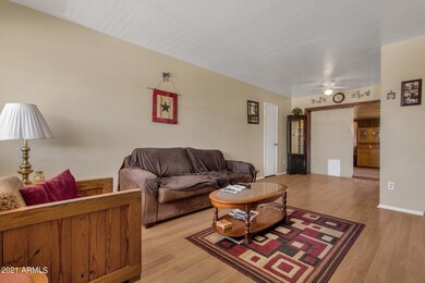 7-web-or-mls-2226-w-bloomfield-rd