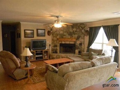 206 Brentwood Dr, Athens, TX 75751 - photo 6