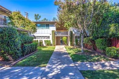 135 N Center St, Redlands, CA 92373 - photo 3