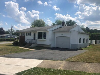 1901 Robin Way, Bethlehem, PA 18018 - photo 2