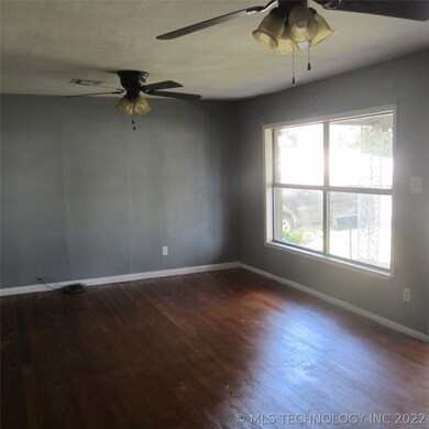 509 N Simpson St, Eufaula, OK 74432 - photo 5
