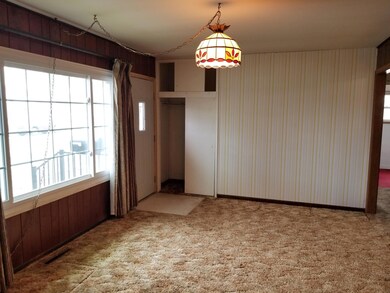 Entry & Dining Room<|><|>