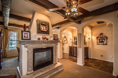 2048 E Hackberry Pl AZ-9