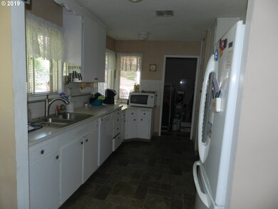 1920 Dry Hollow Rd, the Dalles, OR 97058 - photo 5