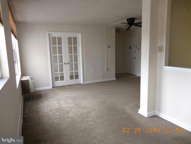 Radnor House unit 420, Bryn Mawr, PA 19010 - photo 5