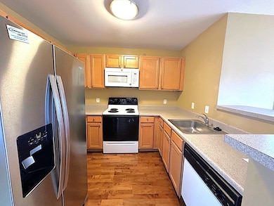 211 Central St unit A314, Norwood, MA 02062 - photo 6