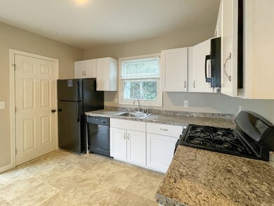 335 Tecumseh St, Fall River, MA 02721 - photo 7