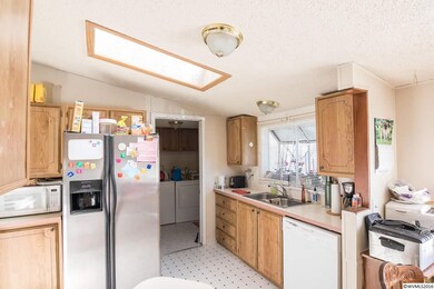 1732 Pine St unit 24, Silverton, OR 97381 - photo 7