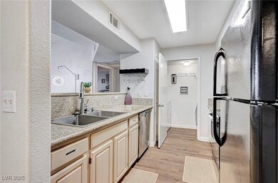 unlisted-address, Las Vegas, NV 89183 - photo 2