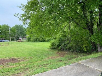 1 S Cannon Blvd, Shelbyville, TN 37160 - photo 4