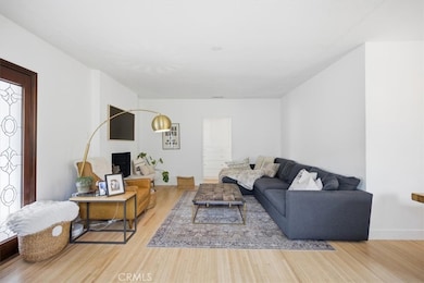 1826 10th St, Manhattan Beach, CA 90266 - photo 4