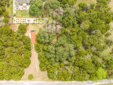 35088 Oak Forest Dr, Whitney, TX 76692 - photo 4