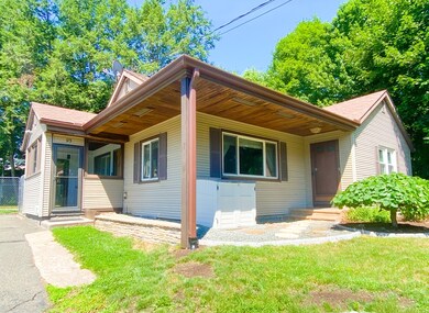 93 Homestead Ave, Holyoke, MA 01040 - photo 2