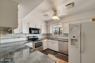 3908 W Davidson Ln, Phoenix, AZ 85051 - photo 7
