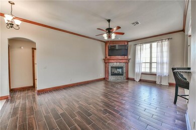 2508 SE 9th St, Moore, OK 73160 - photo 3