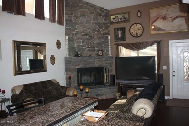 740 maplewood 026