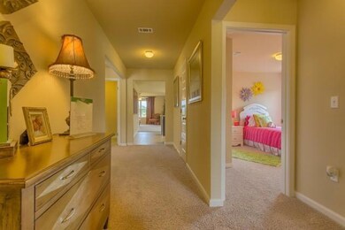 Cali Foyer
