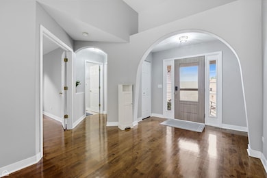 2008 Crooked Tree Ct, McHenry, IL 60050 - photo 3