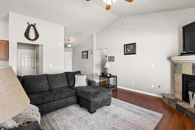 living room (2)
