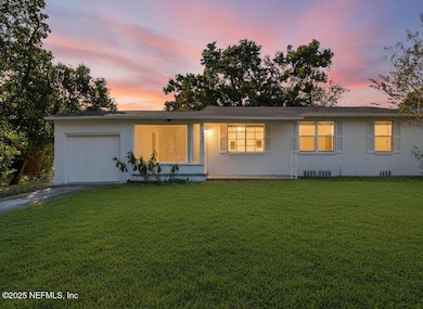 7825 Tory Place E, Jacksonville, FL 32208 - photo 2