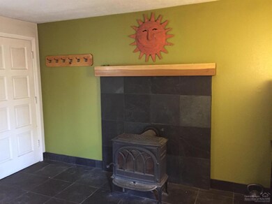 20390 Fairway Dr unit 2, Bend, OR 97702 - photo 3