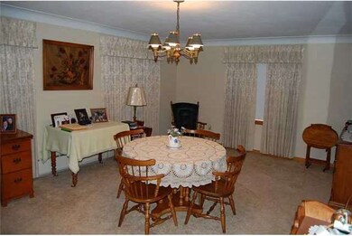 323 S Fulkert Rd, Elmore, OH 43416 - photo 6