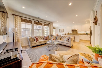 228 Crescent Moon, Irvine, CA 92602 - photo 2