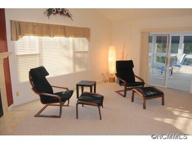 68 Winter Wren Cir, Hendersonville, NC 28792 - photo 4