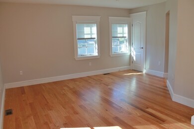 100 Washington St unit 5, Woburn, MA 01801 - photo 4
