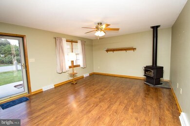 205 Stanford Rd, Hagerstown, MD 21742 - photo 3