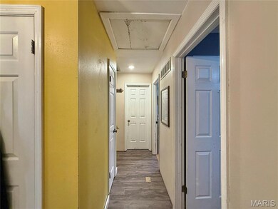 5823 Mayberry Dr, Imperial, MO 63052 - photo 4