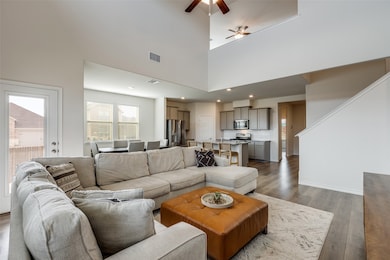 10100 Breezeway Dr, Aubrey, TX 76227 - photo 4