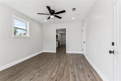 490 Ocean Ave, Gretna, LA 70053 - photo 4