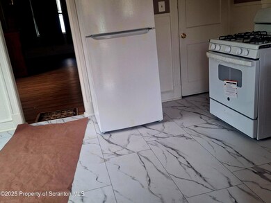 909 W Linden St unit 2, Scranton, PA 18504 - photo 4